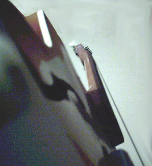 How to view the guitar neck to check the neck alignment